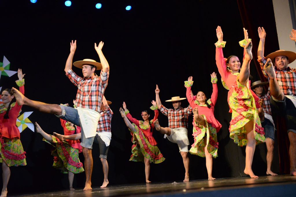 Ballet Folclórico de La Serena cumple 10 años con gala en Teatro Municipal